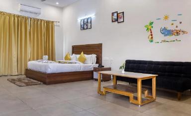 hotel room main image hotel room main image