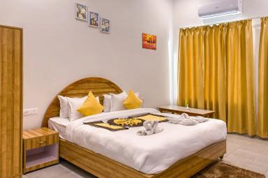 hotel room main image hotel room main image