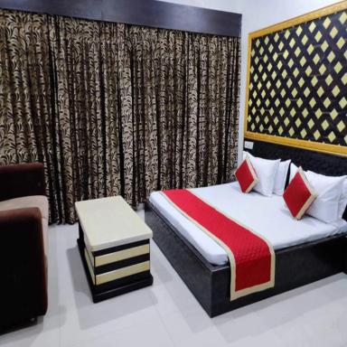 hotel room main image hotel room main image