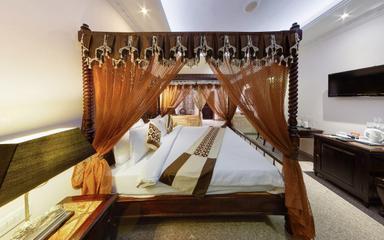 hotel room main image hotel room main image