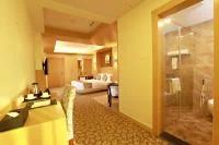 hotel room main image hotel room main image