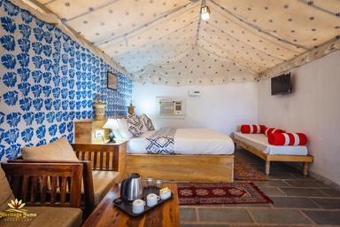 hotel room main image hotel room main image