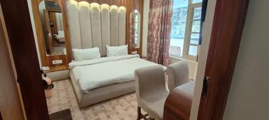 hotel room main image hotel room main image