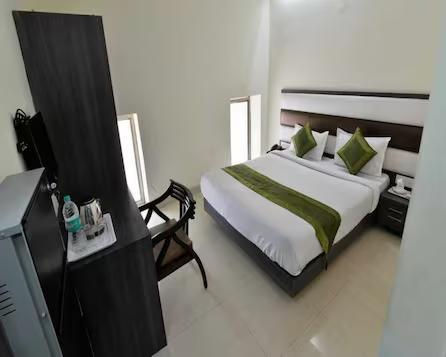 seating area with river view at Anand Niketan in Haridwar hotel_Image