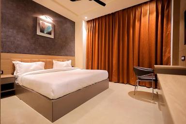 hotel room main image hotel room main image