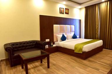 hotel room main image hotel room main image