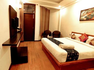 hotel room main image hotel room main image