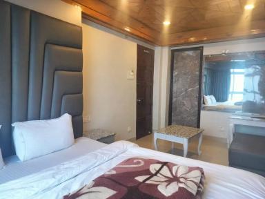 hotel room main image hotel room main image