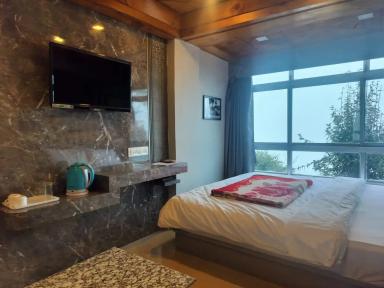 hotel room main image hotel room main image