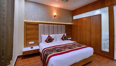 hotel room main image hotel room main image