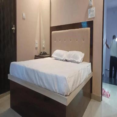 hotel room main image hotel room main image