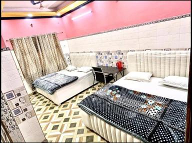 hotel room main image hotel room main image