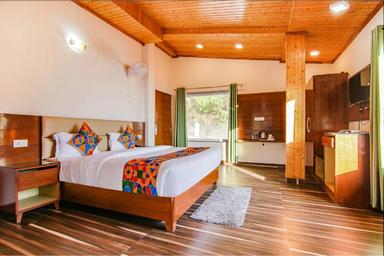 hotel room main image hotel room main image