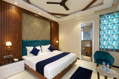 hotel room main image hotel room main image