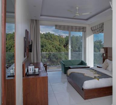 hotel room main image hotel room main image