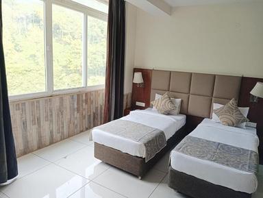 hotel room main image hotel room main image