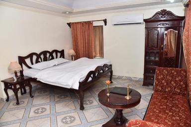 hotel room main image hotel room main image