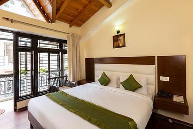 hotel room main image hotel room main image