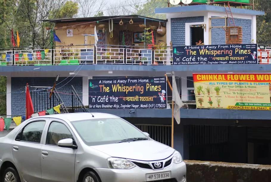 a hotel view at hotel the whispering in Bir Billing hotel_Image