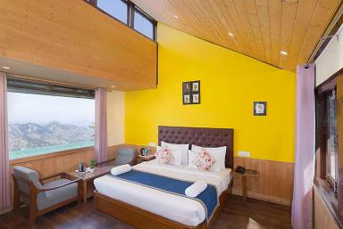 hotel room main image hotel room main image