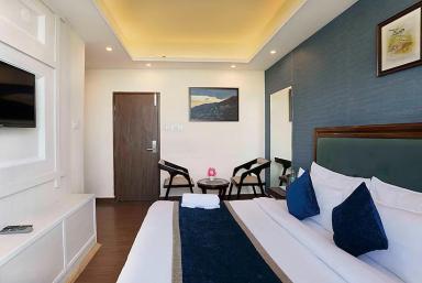 hotel room main image hotel room main image