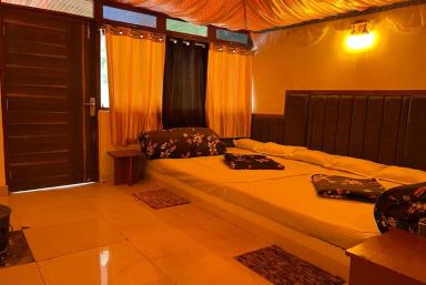 hotel room main image hotel room main image