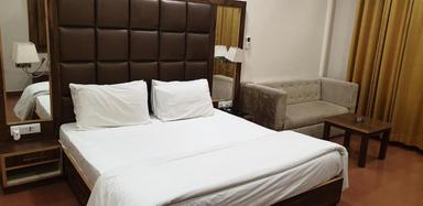 hotel room main image hotel room main image