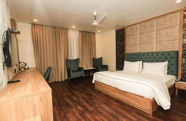 hotel room main image hotel room main image