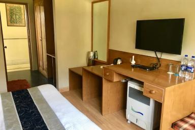 hotel room main image hotel room main image