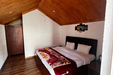 hotel room main image hotel room main image