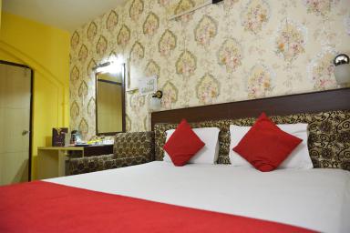 hotel room main image hotel room main image