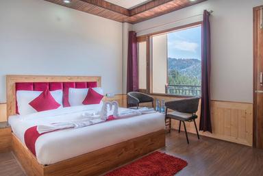 hotel room main image hotel room main image