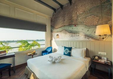 hotel room main image hotel room main image