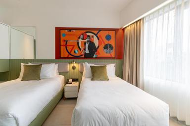 hotel room main image hotel room main image