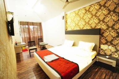 hotel room main image hotel room main image