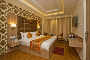 hotel room main image hotel room main image