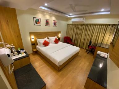 hotel room main image hotel room main image