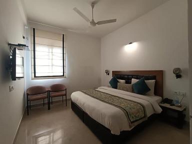 hotel room main image hotel room main image