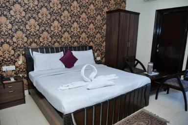 hotel room main image hotel room main image