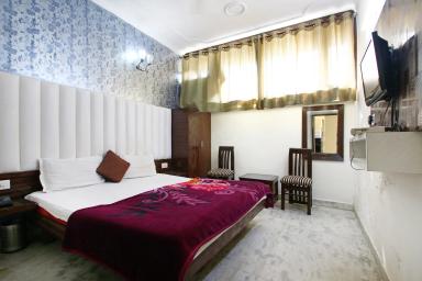 hotel room main image hotel room main image