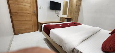 hotel room main image hotel room main image