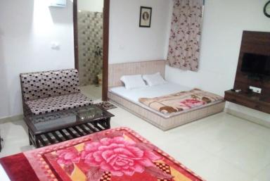 hotel room main image hotel room main image