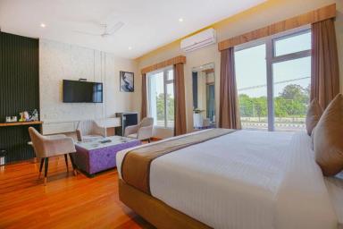 hotel room main image hotel room main image