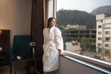 hotel room main image hotel room main image