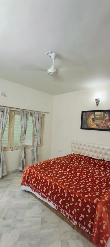 hotel room main image hotel room main image