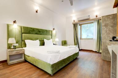 hotel room main image hotel room main image