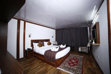 hotel room main image hotel room main image