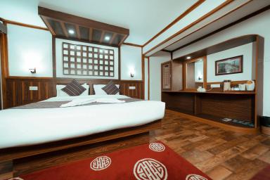 hotel room main image hotel room main image