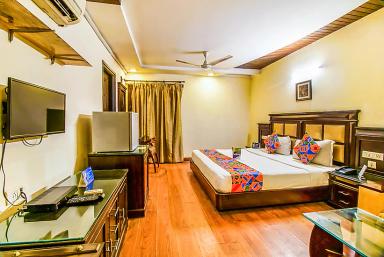 hotel room main image hotel room main image