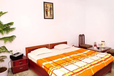 hotel room main image hotel room main image